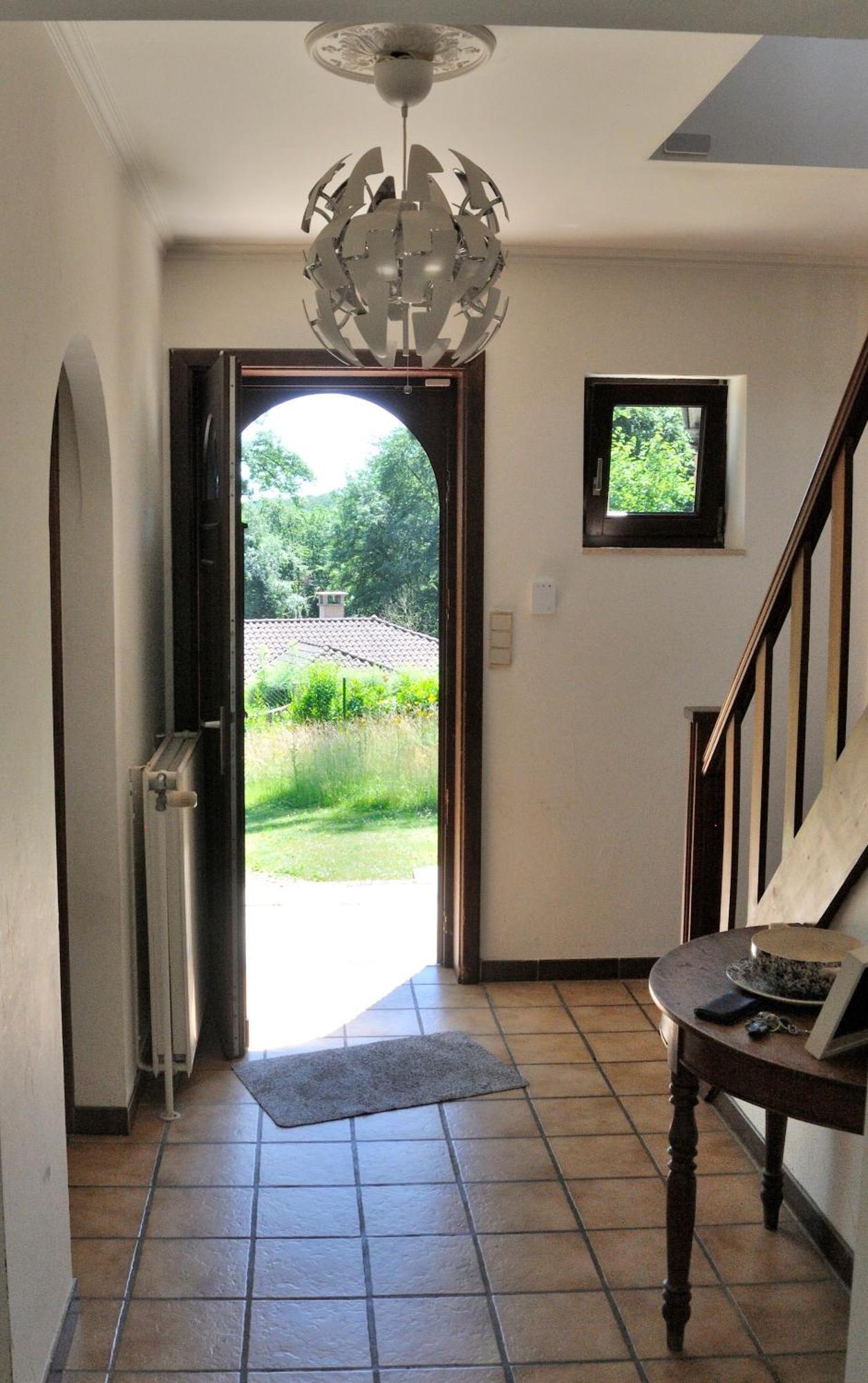 Tres Belle Villa 4 Facades Dans Quartier Vert Et Arbore - 5 Kms De นามูร์ ภายนอก รูปภาพ