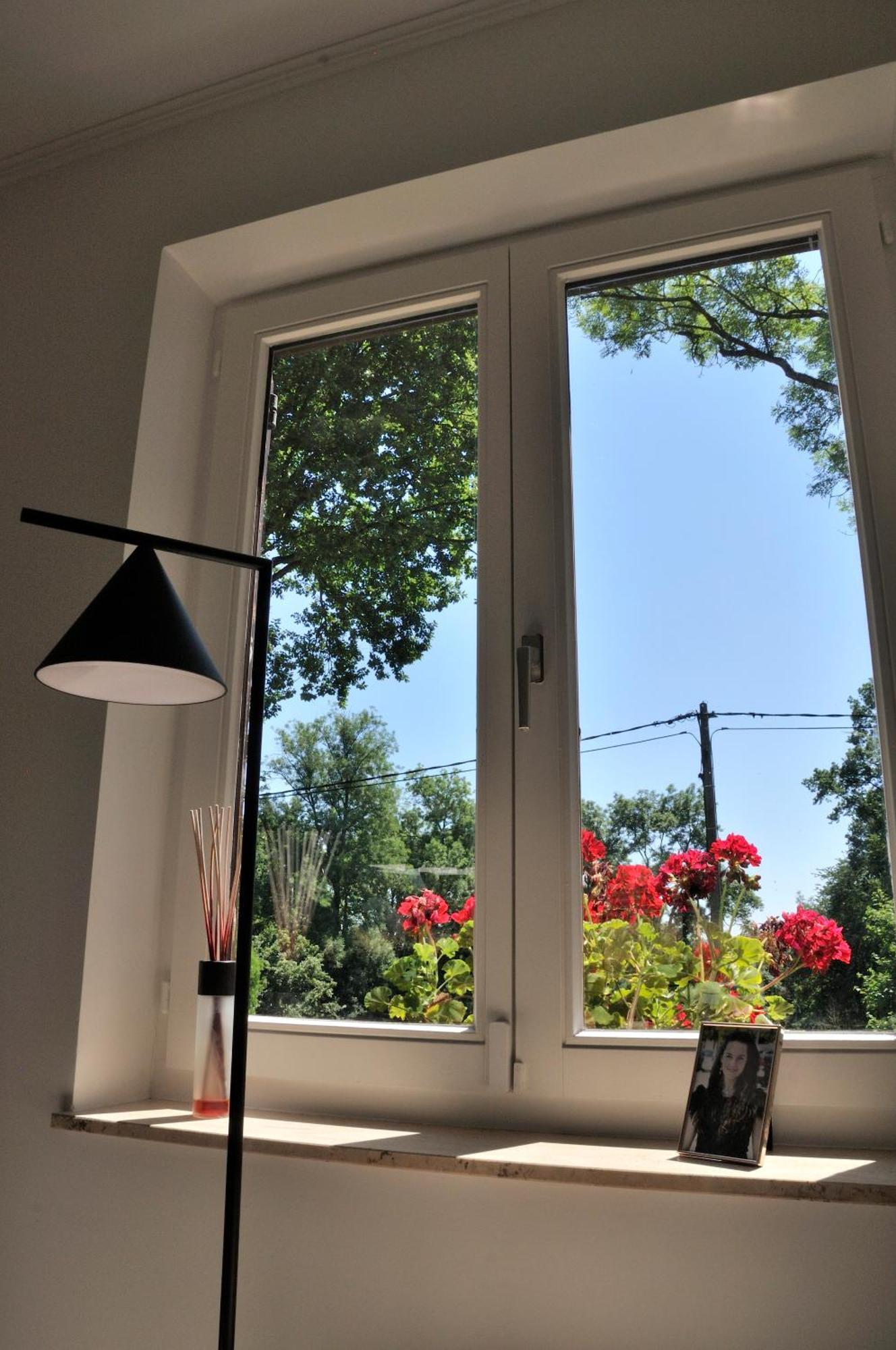 Tres Belle Villa 4 Facades Dans Quartier Vert Et Arbore - 5 Kms De นามูร์ ภายนอก รูปภาพ